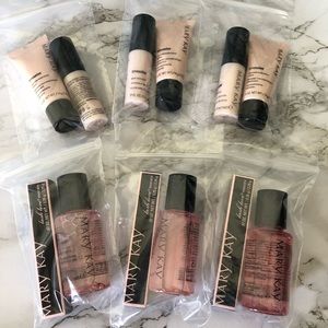 Mary Kay deluxe minis